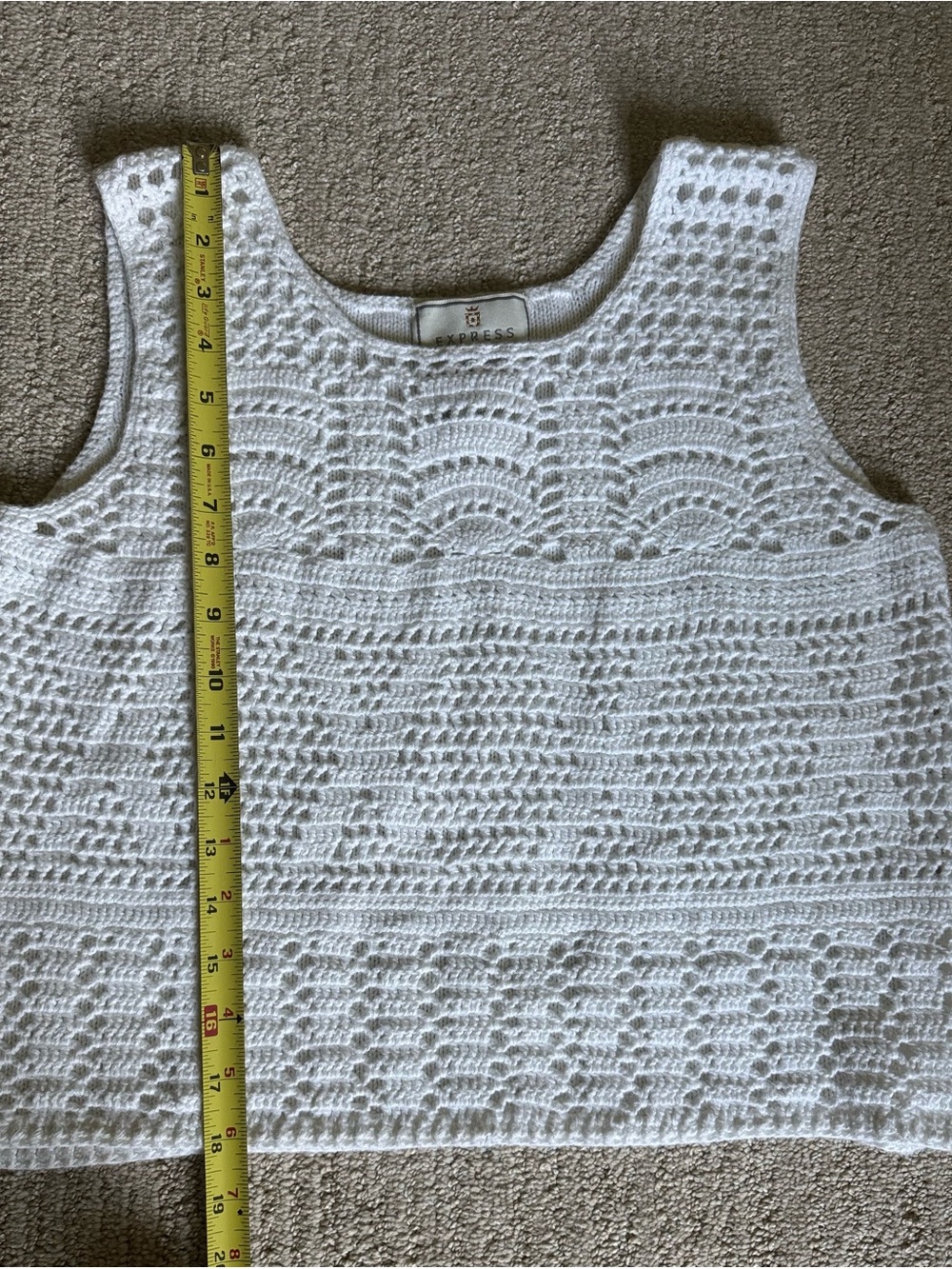 Express White Crochet Knit Cropped Sleeveless Top Hand-knitted Sz L Ramie/Cotton